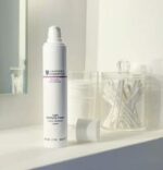 ⁦light mattifying cream⁩ - الصورة ⁦4⁩