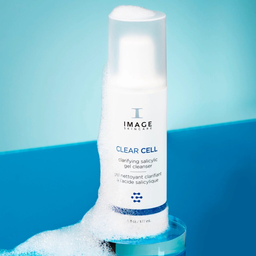 Clear Cell Salicylic Gel Cleanser foaming lather